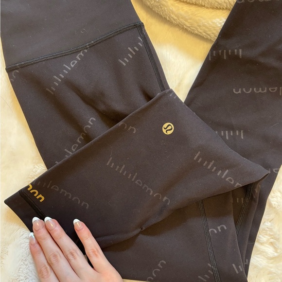 Lululemon wunder train leggings size 6 - Picture 2 of 2